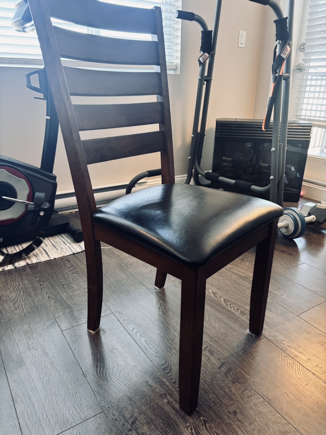 4 restaurant chairs - photo 3