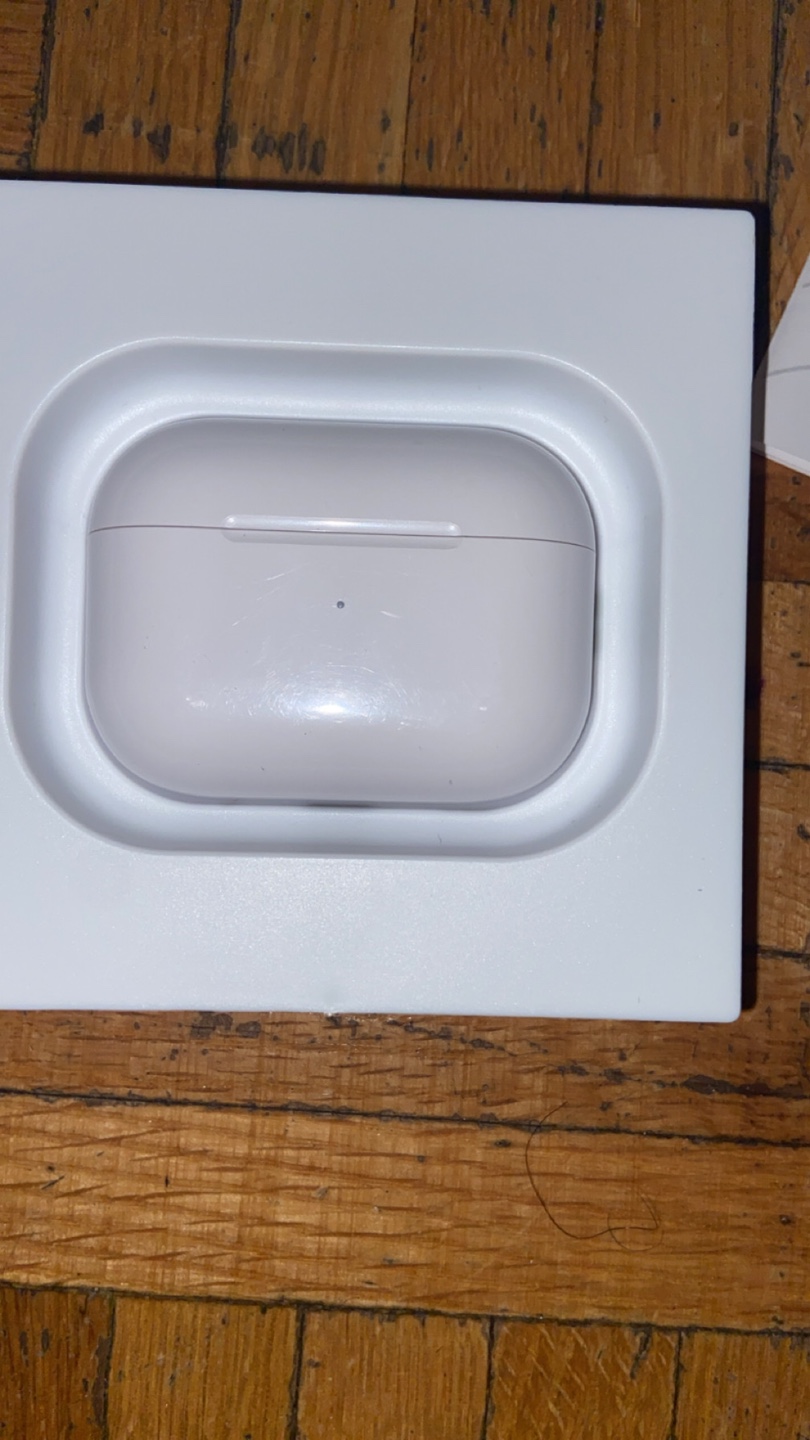 Apple AirPods 2nd Generation with Charging Case - Brand New - photo 3
