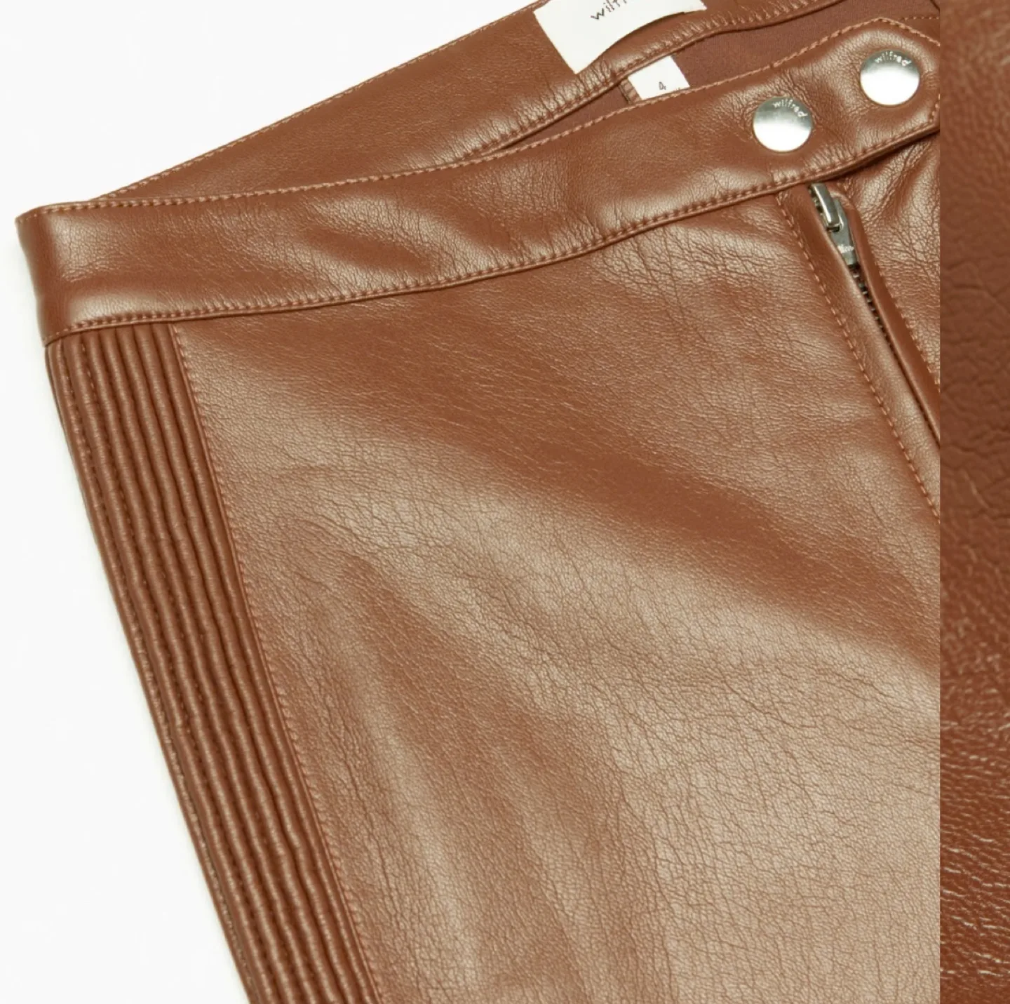 Aritzia Wilfred new nord pant moto vegan leather size 6 image indicator(7)