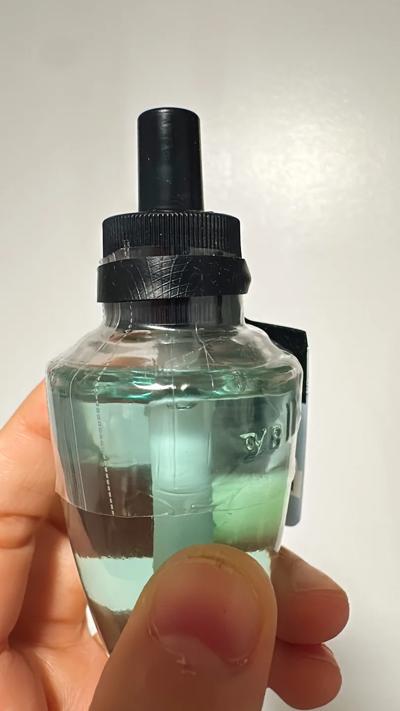 (new) Fresh Linen wallflower refills set of 2 image indicator(2)