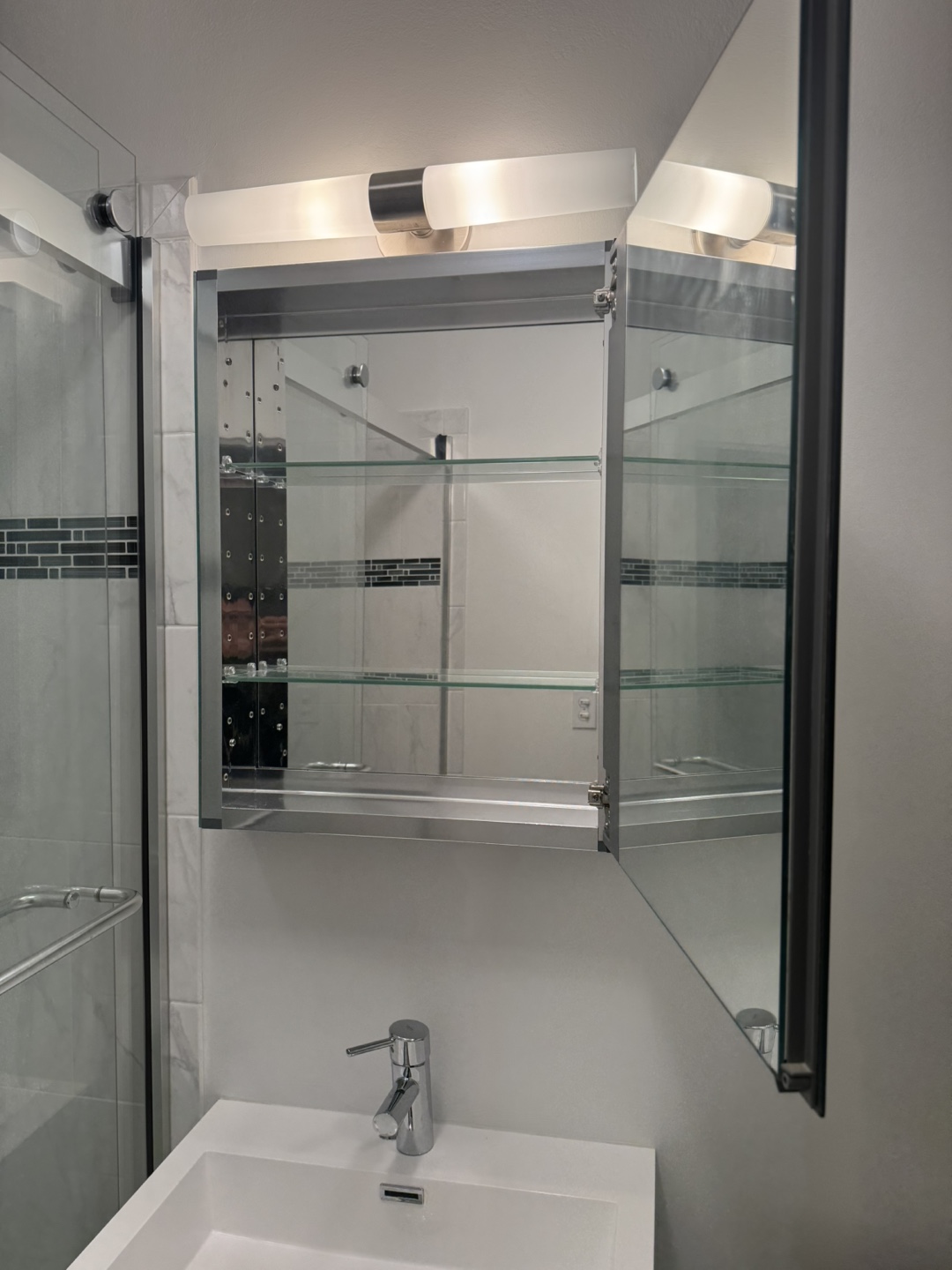 Bathroom Medicine Cabinet with Mirror - photo 2