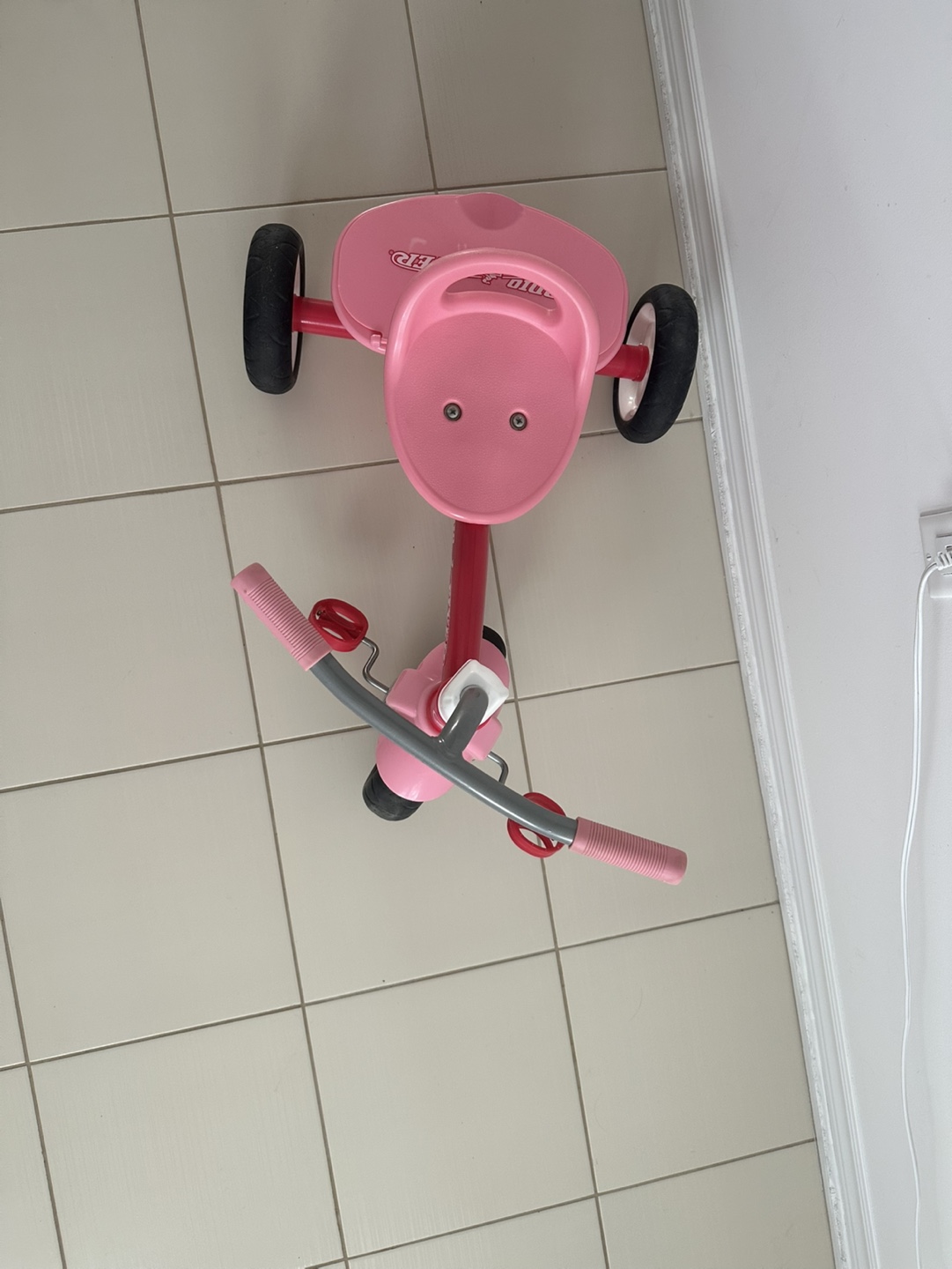 Radio Flyer Classic Pink Tricycle - photo 4