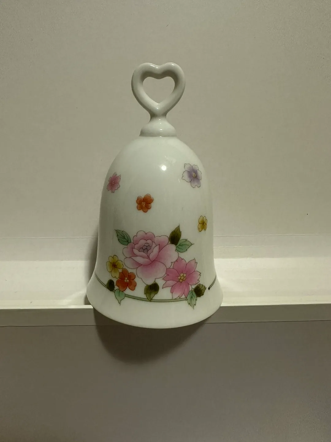 Beautiful vintage ceramic bell (cute Valentine’s Day gift) image indicator(5)