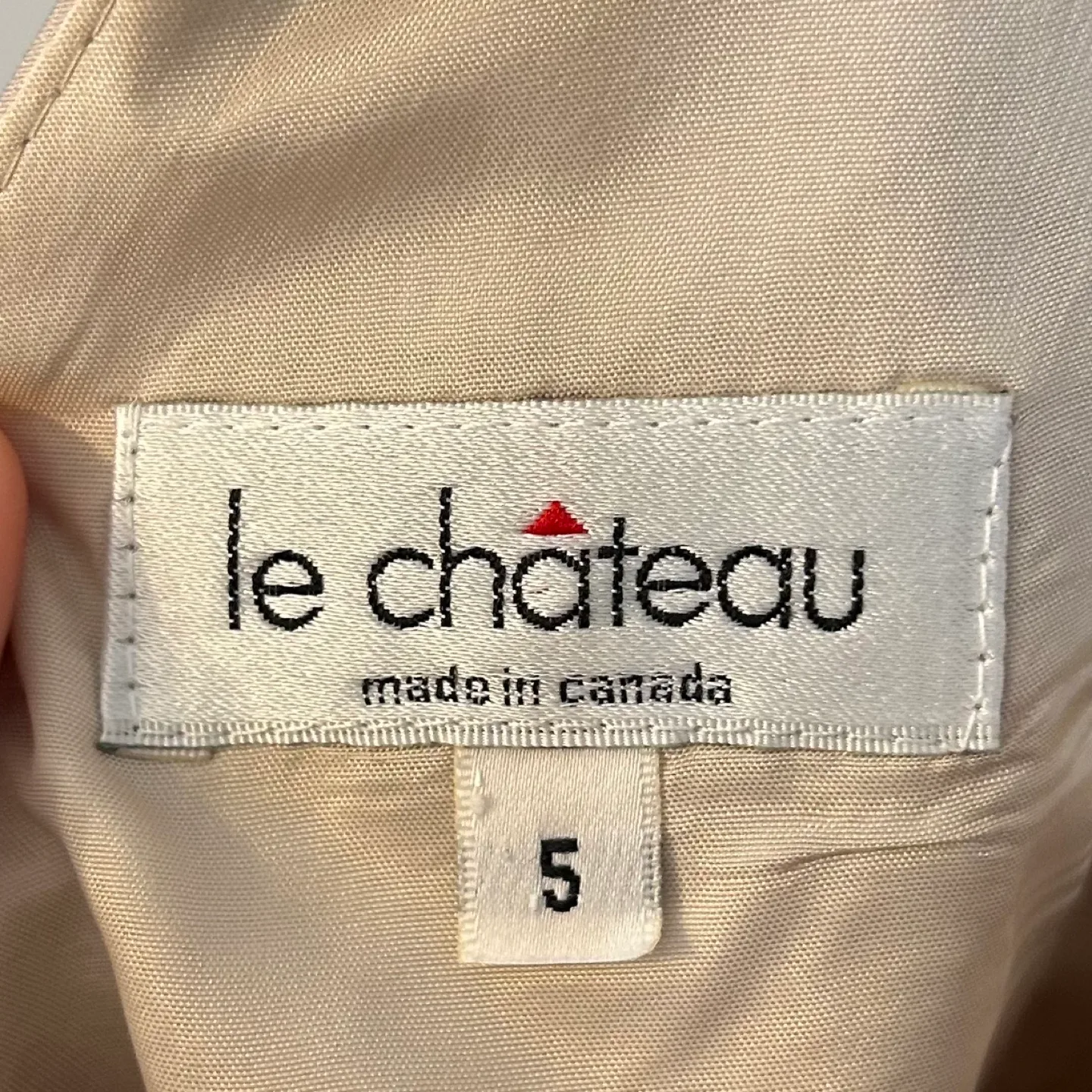 Le Chateau Vintage 1996 Sleeveless Fit Flare Satin Dress Size 5 image indicator(6)