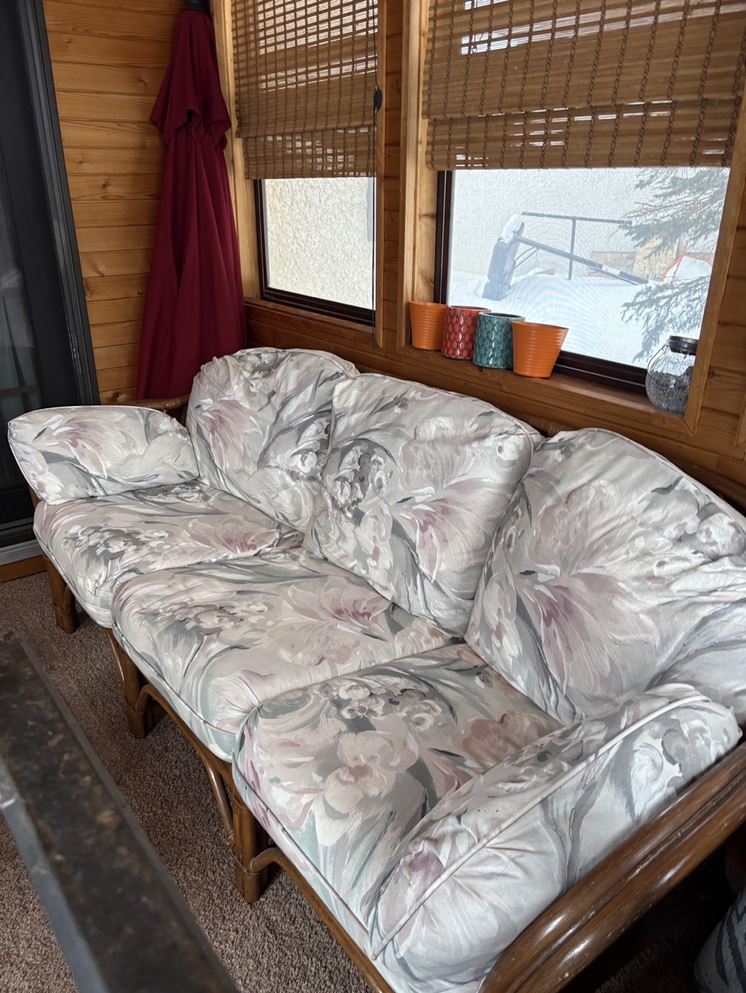Vintage Rattan Sofa with Floral Cushions - photo 2