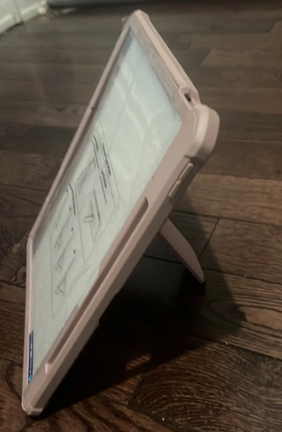 Rose Gold DEXNOR iPad Case with Built-in Kickstand image indicator(4)