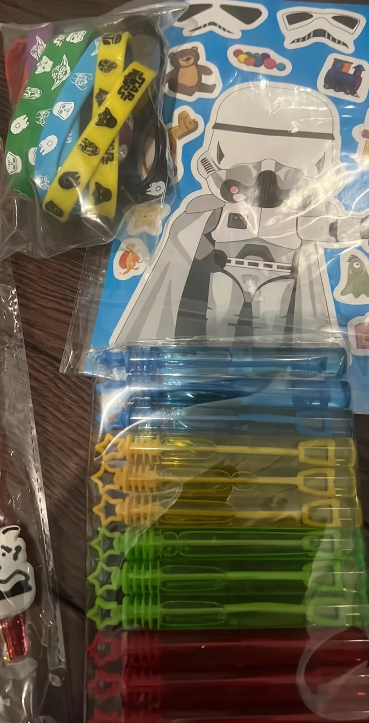 Party Favour Bundle - Star Wars & More! image indicator(4)