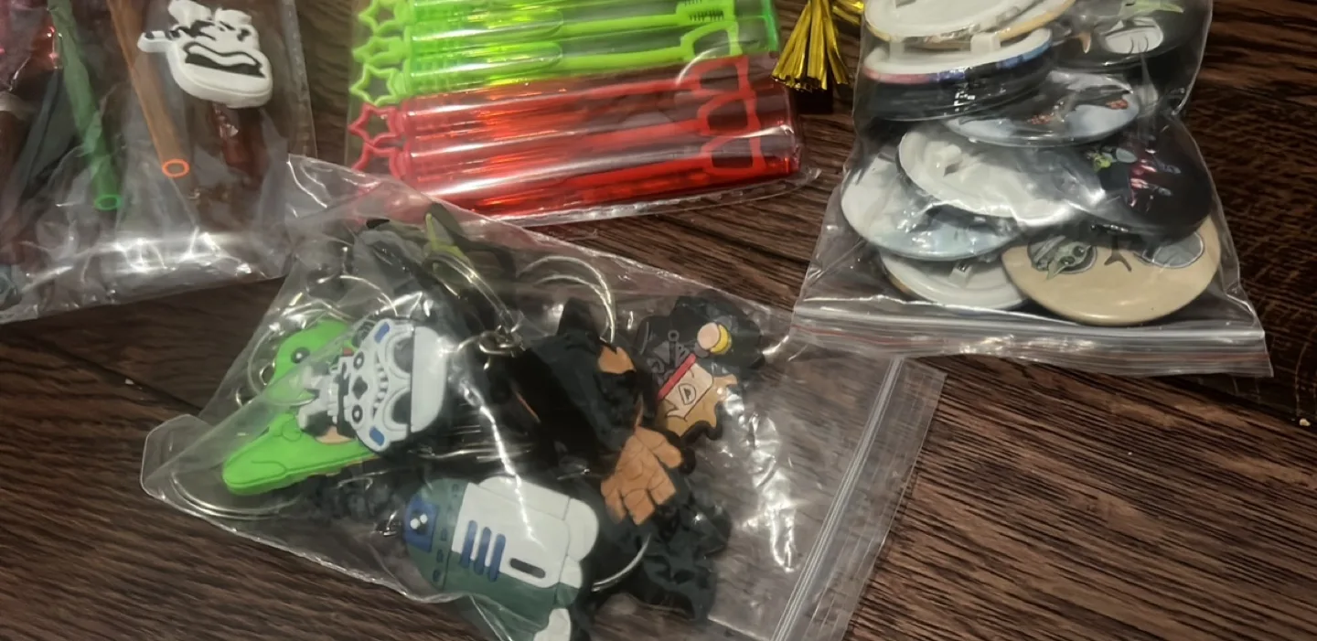 Party Favour Bundle - Star Wars & More! image indicator(6)