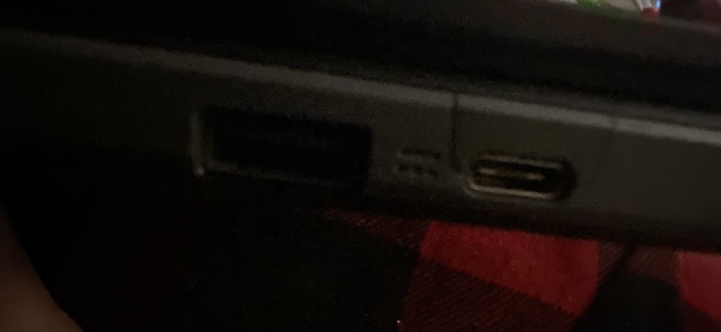 Acer Chromebook - Used - photo 2