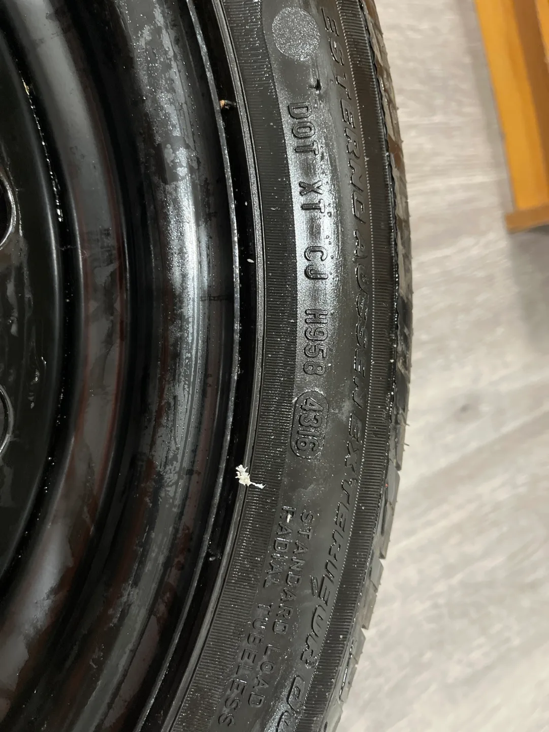 1 brand new Black Rim + free brand new tire image indicator(8)