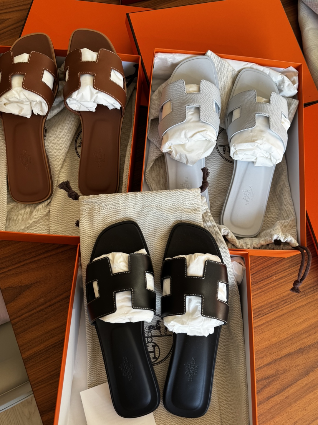 Hermès Oran Sandals - Multiple Colours - photo 2