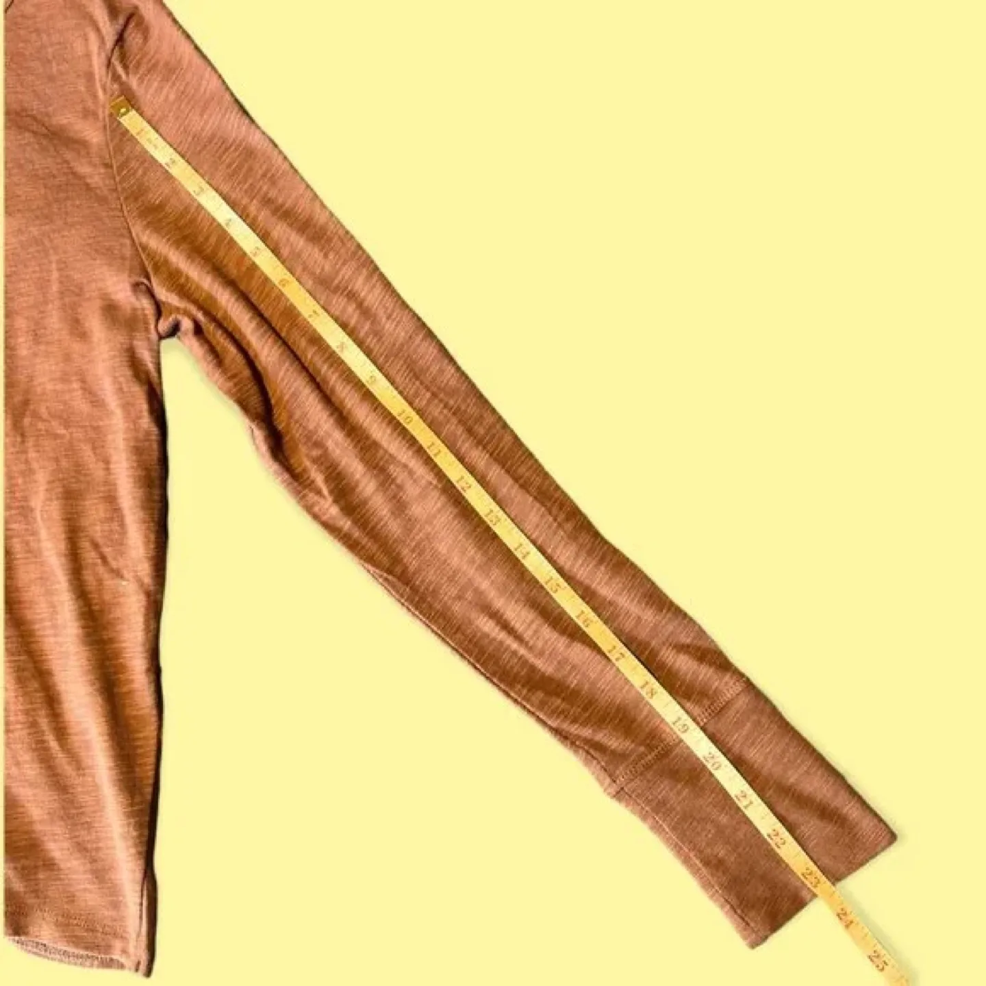 Banana Republic Long Sleeve T-Shirt image indicator(4)