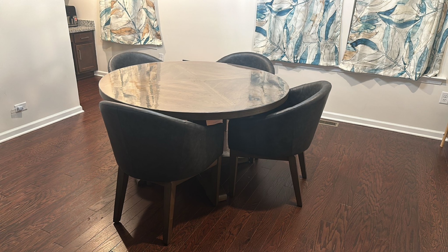Round Dining Table with Four Chairs - photo 4