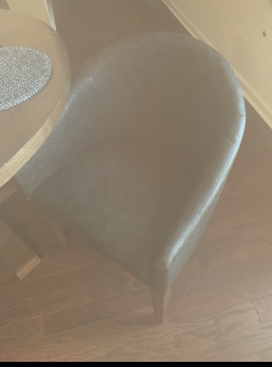Round Dining Table with Four Chairs - photo 5