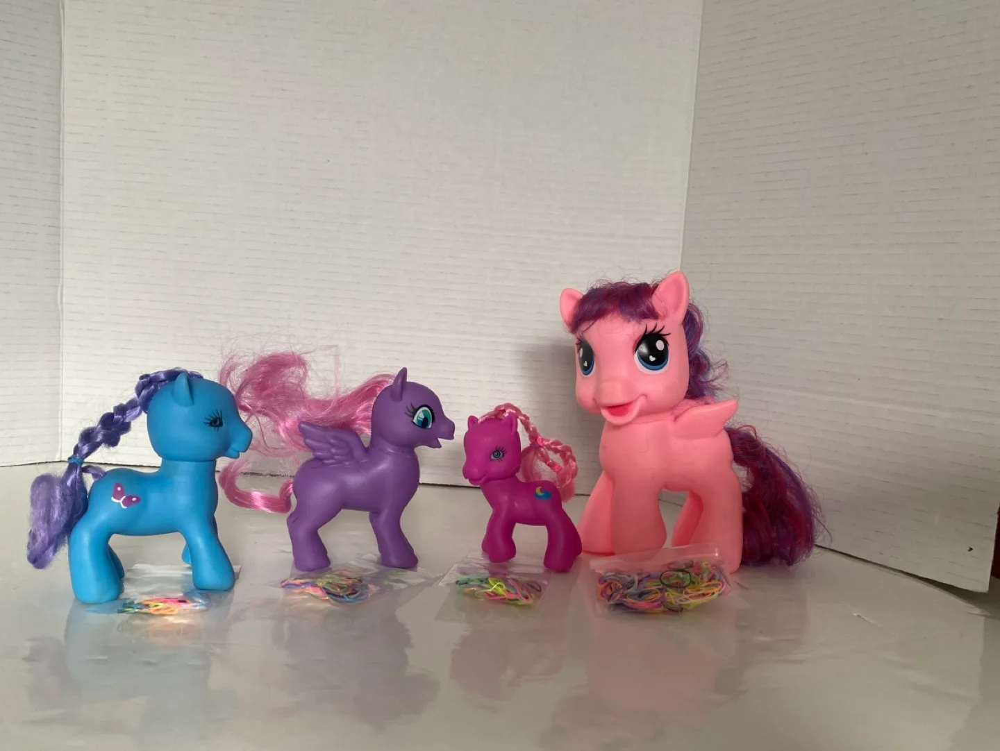 My lil pony & horse friends with accessories set image indicator(4)