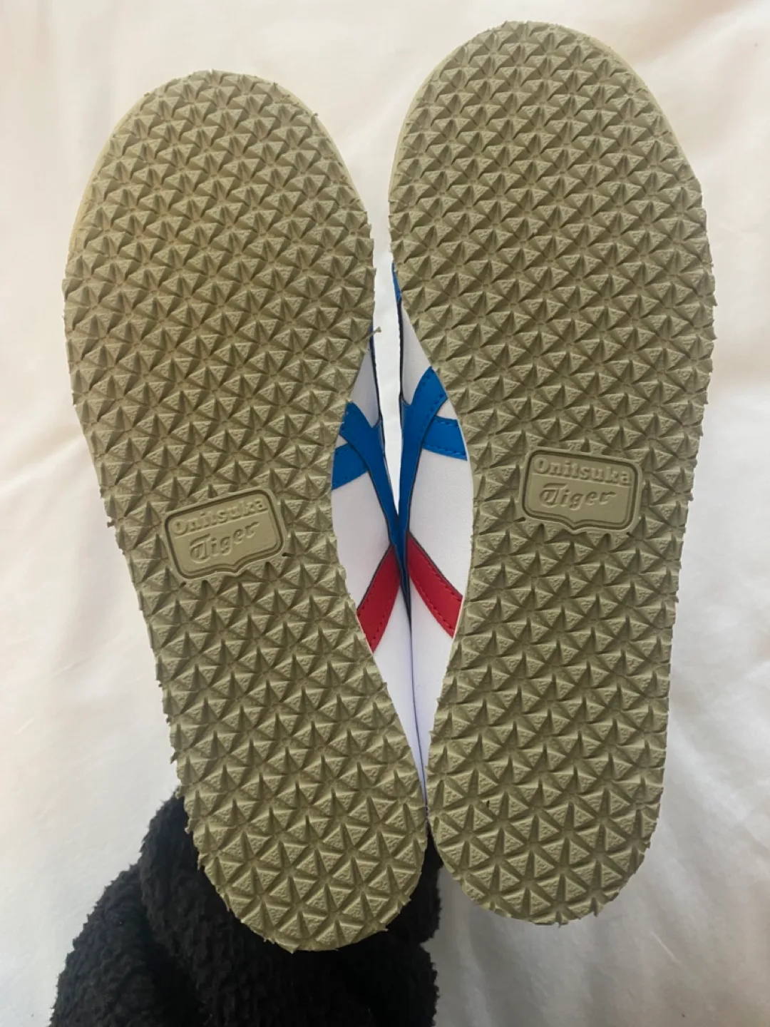 Onitsuka Tiger Kids' Mexico 66 Sneaker women’s size 5 image indicator(6)