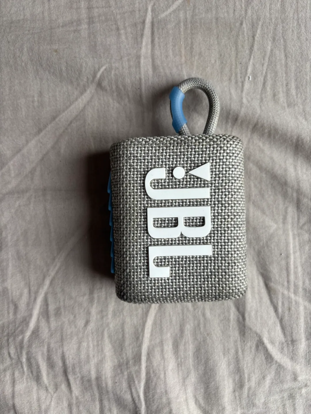 JBL GO 3 Portable Bluetooth Speaker - Grey thumbnail