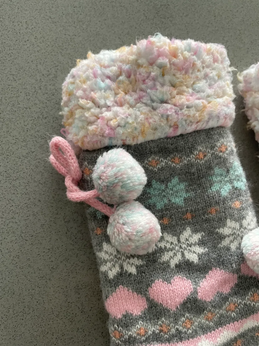 Cozy Women's Winter Slipper Socks with Pom Poms image indicator(4)