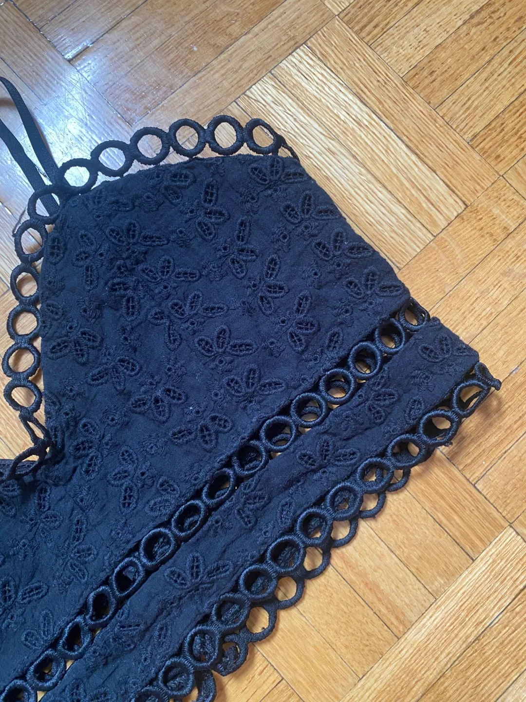 Black Eyelet Crop Top ❤️ image indicator(3)