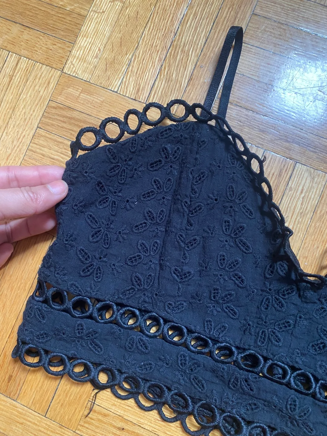 Black Eyelet Crop Top ❤️ image indicator(2)