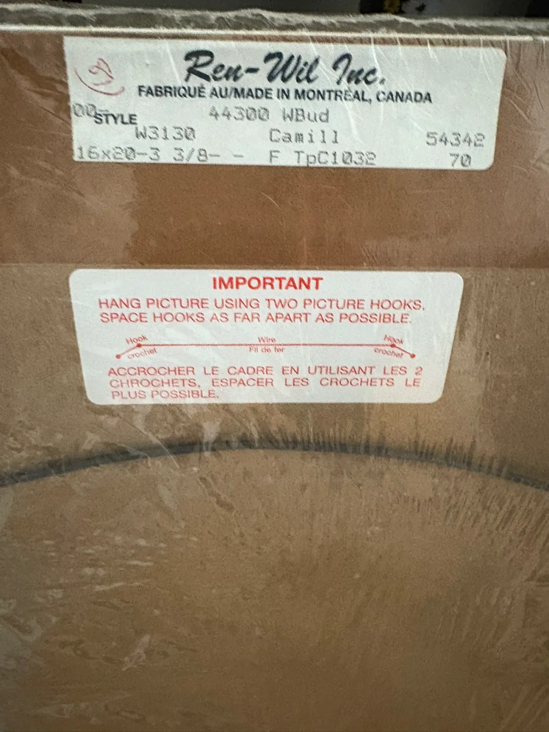 Beautiful Framed Sculpture of Embracing Lovers image indicator(6)