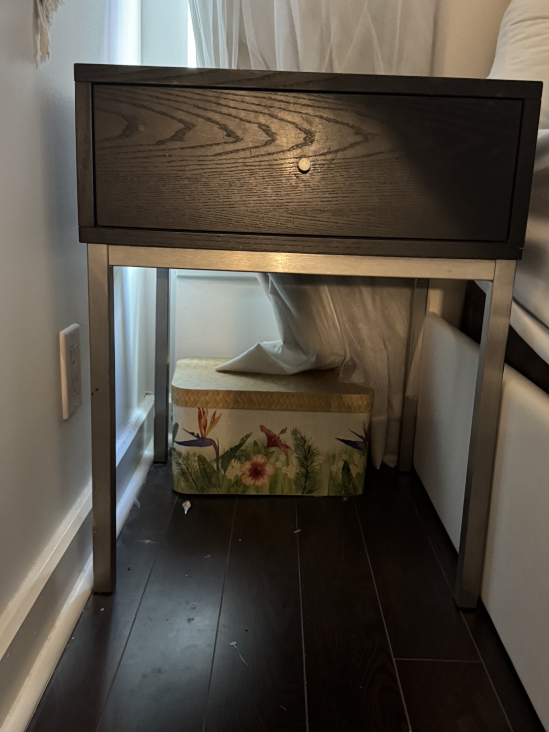 Set of Dark Wood One-Drawer Nightstand - photo 2