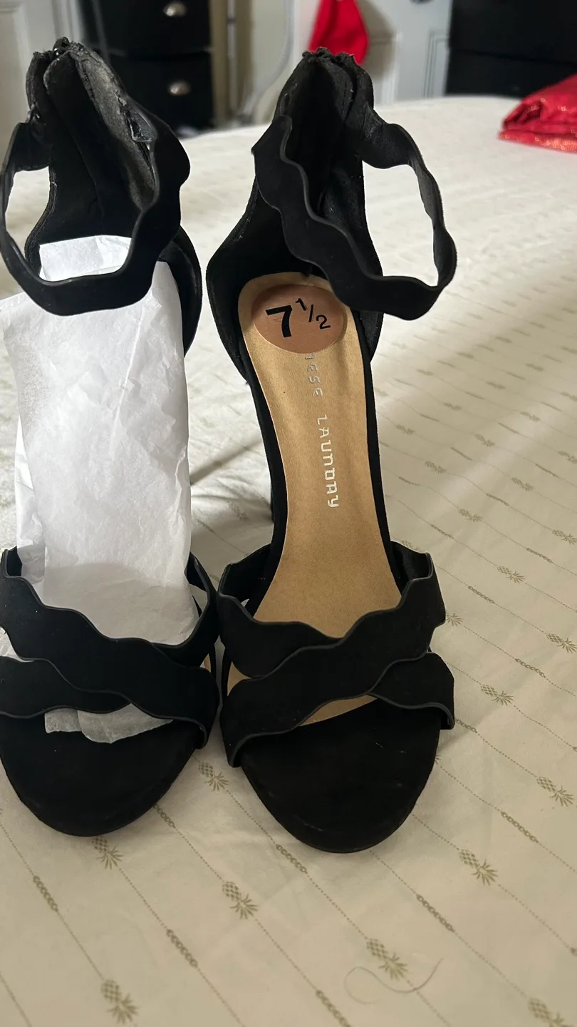 Black Suede Ankle-Strap Heels, Size 7.5 image indicator(3)