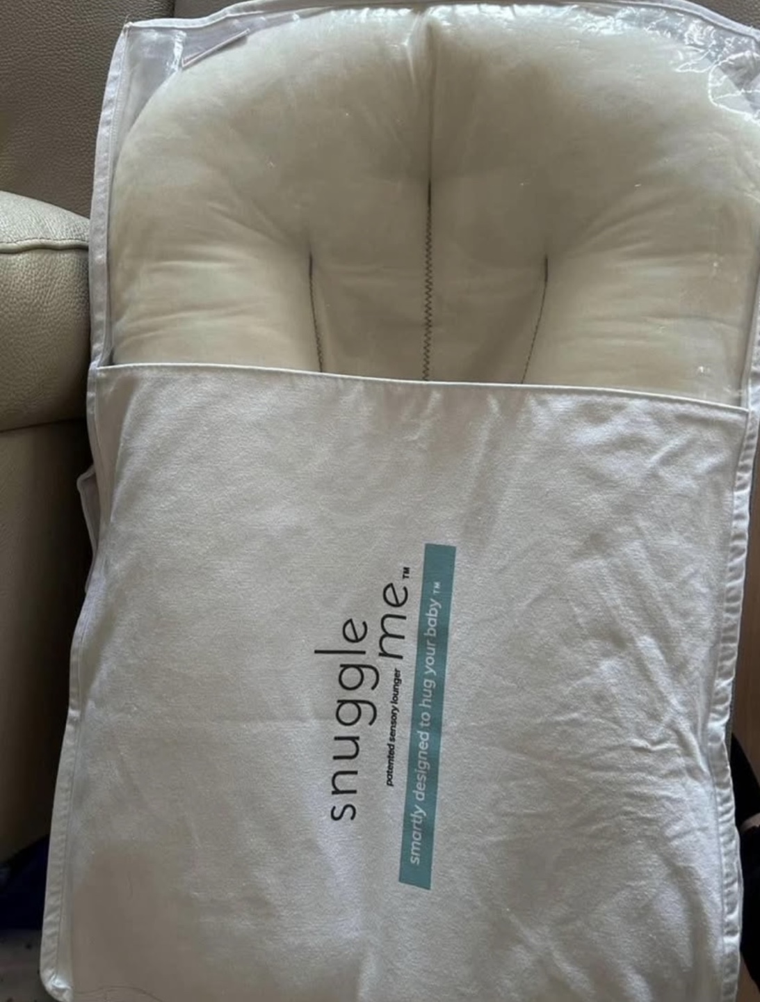 Snuggle Me Organic Infant Lounger - Excellent Condition