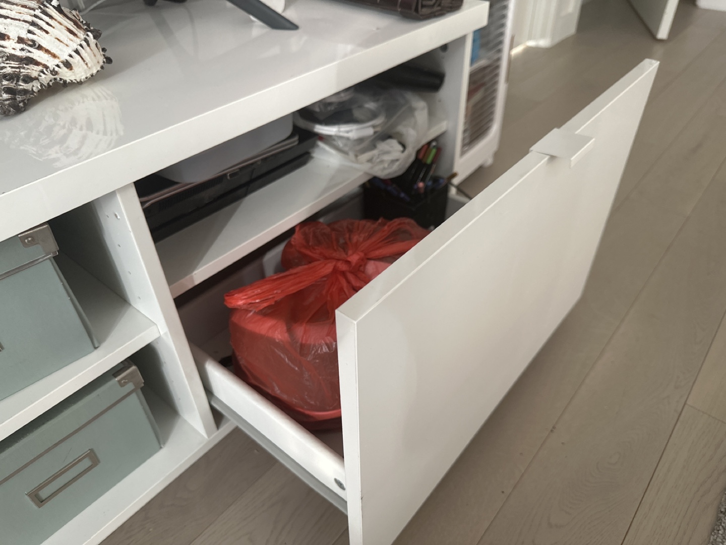 Ikea White TV Stand with Drawers and Shelves piano gloss finish - photo 3