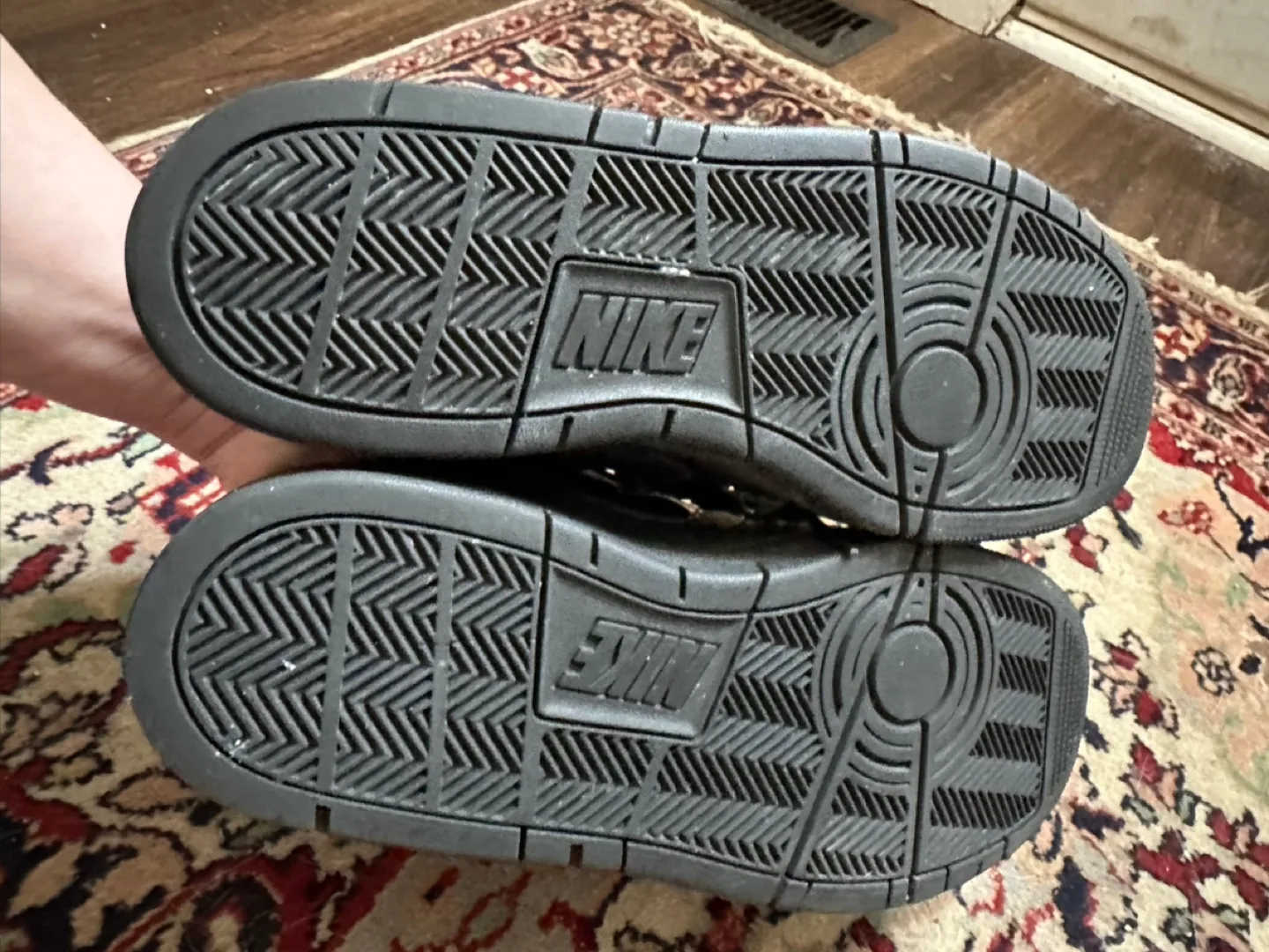 Nike Air Force 1 image indicator(4)