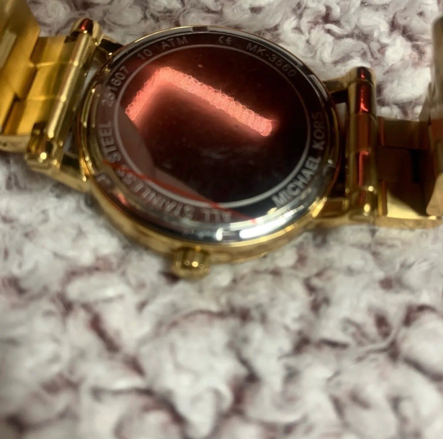 Michael Kors Gold Stainless Steel Watch image indicator(5)