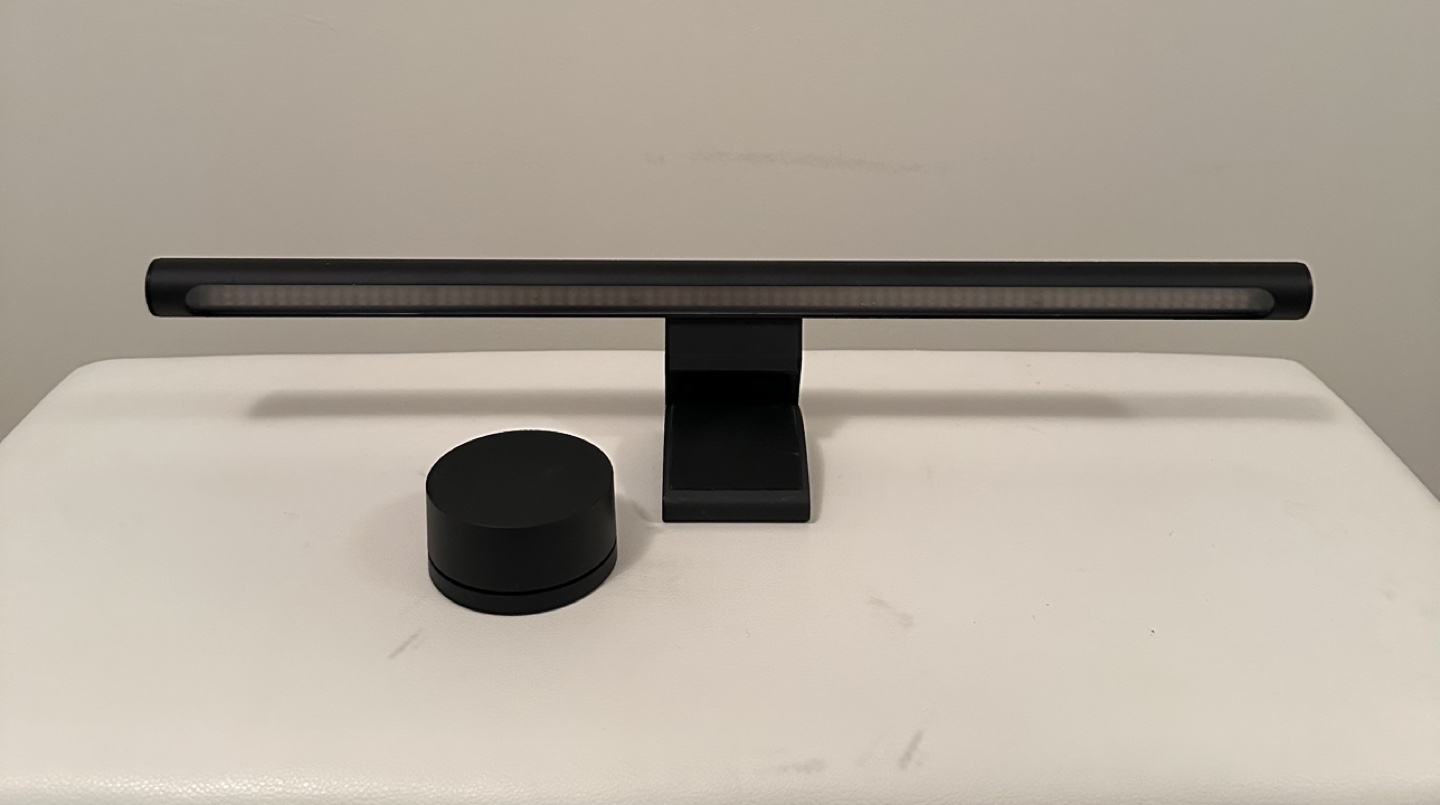 Xiaomi Mi Computer Monitor Light Bar with Wireless Control Knob - photo 3