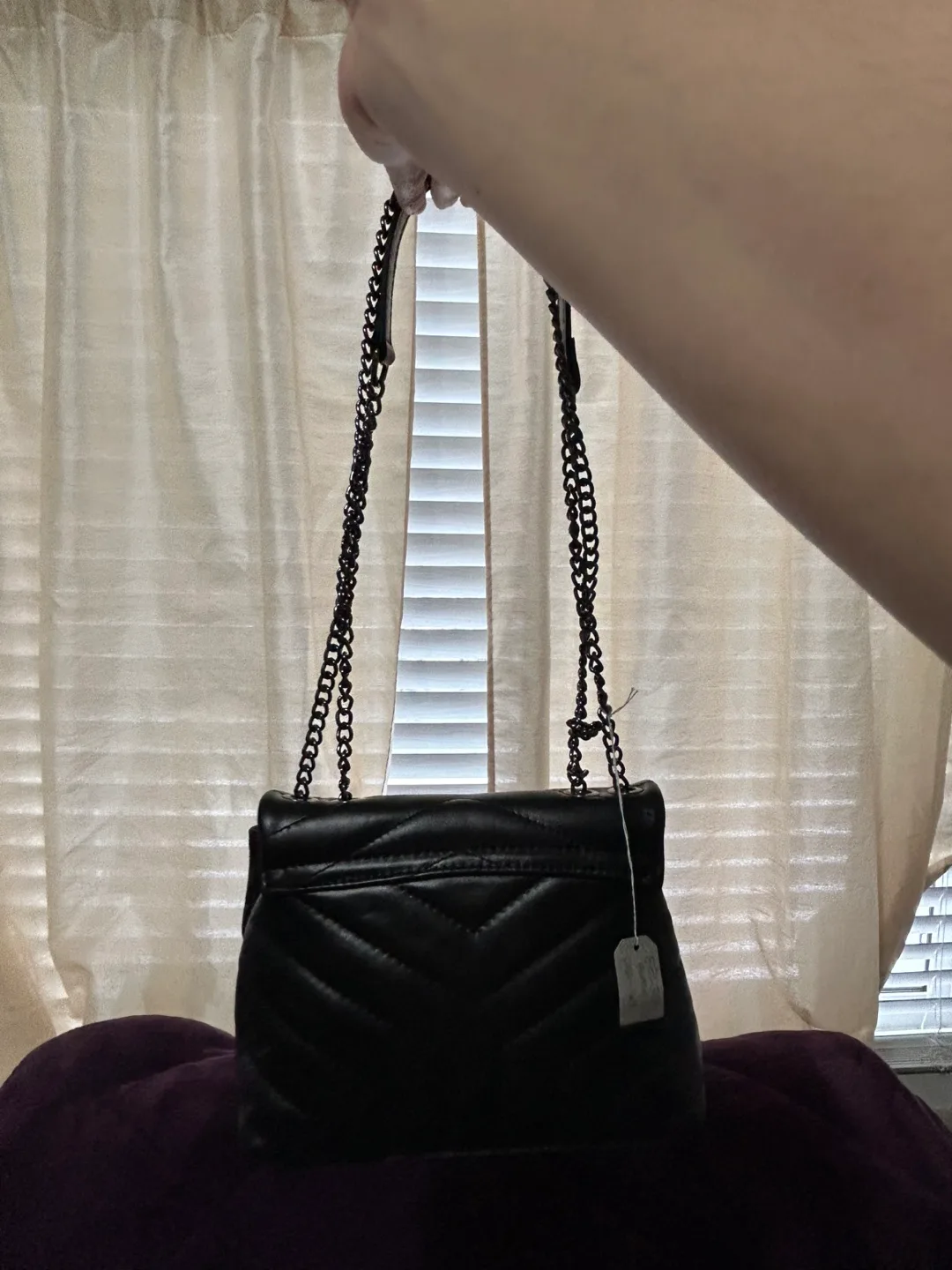 Black Quilted Chain Bag image indicator(6)
