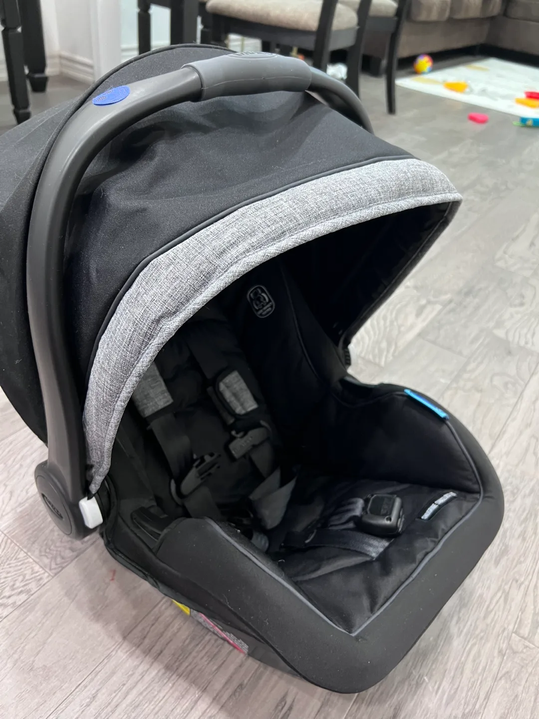 Graco Snugride Snuglock 35 Infant Car Seat image indicator(2)