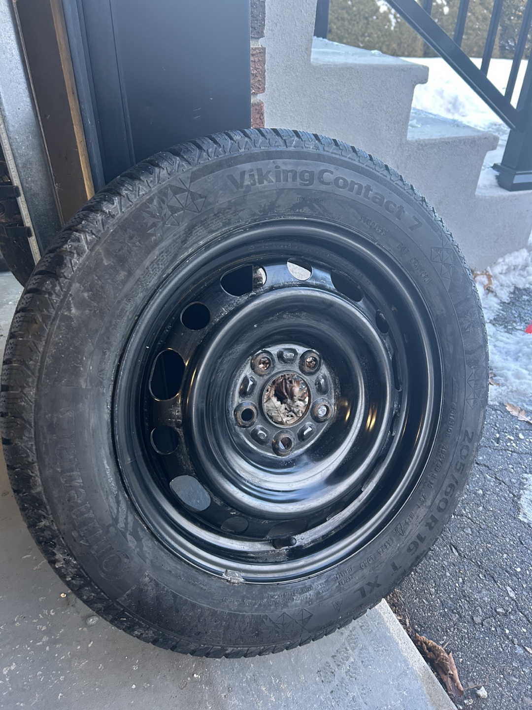 Barely Used Winter Tires +Rims open to offers - photo 4