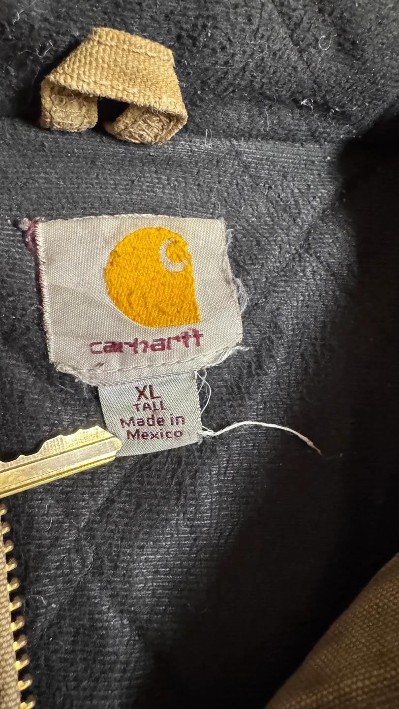 Vintage Authentic Carhartt Jacket (Negotiable) image indicator(3)