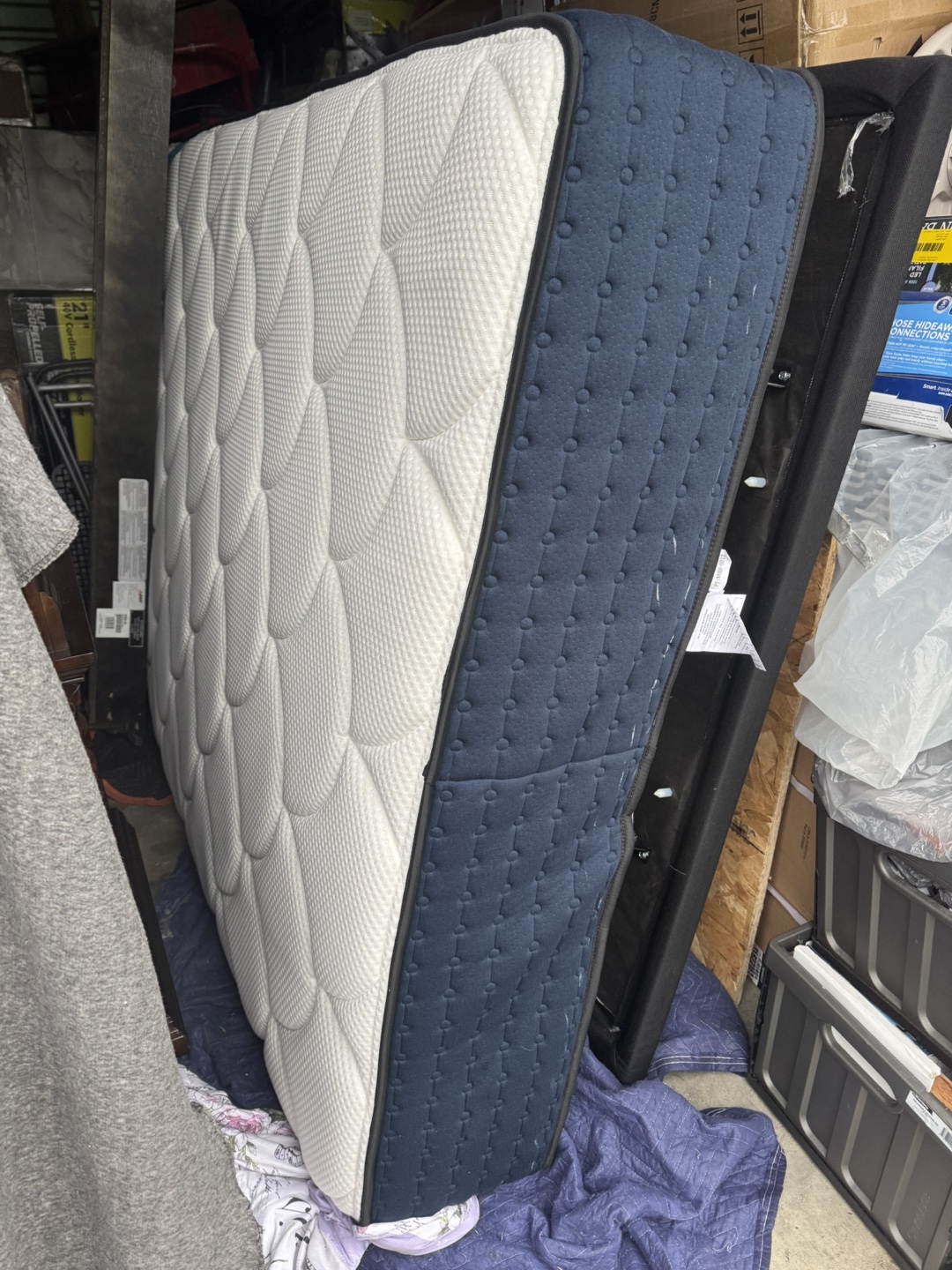 DreamCloud Mattress Queen size