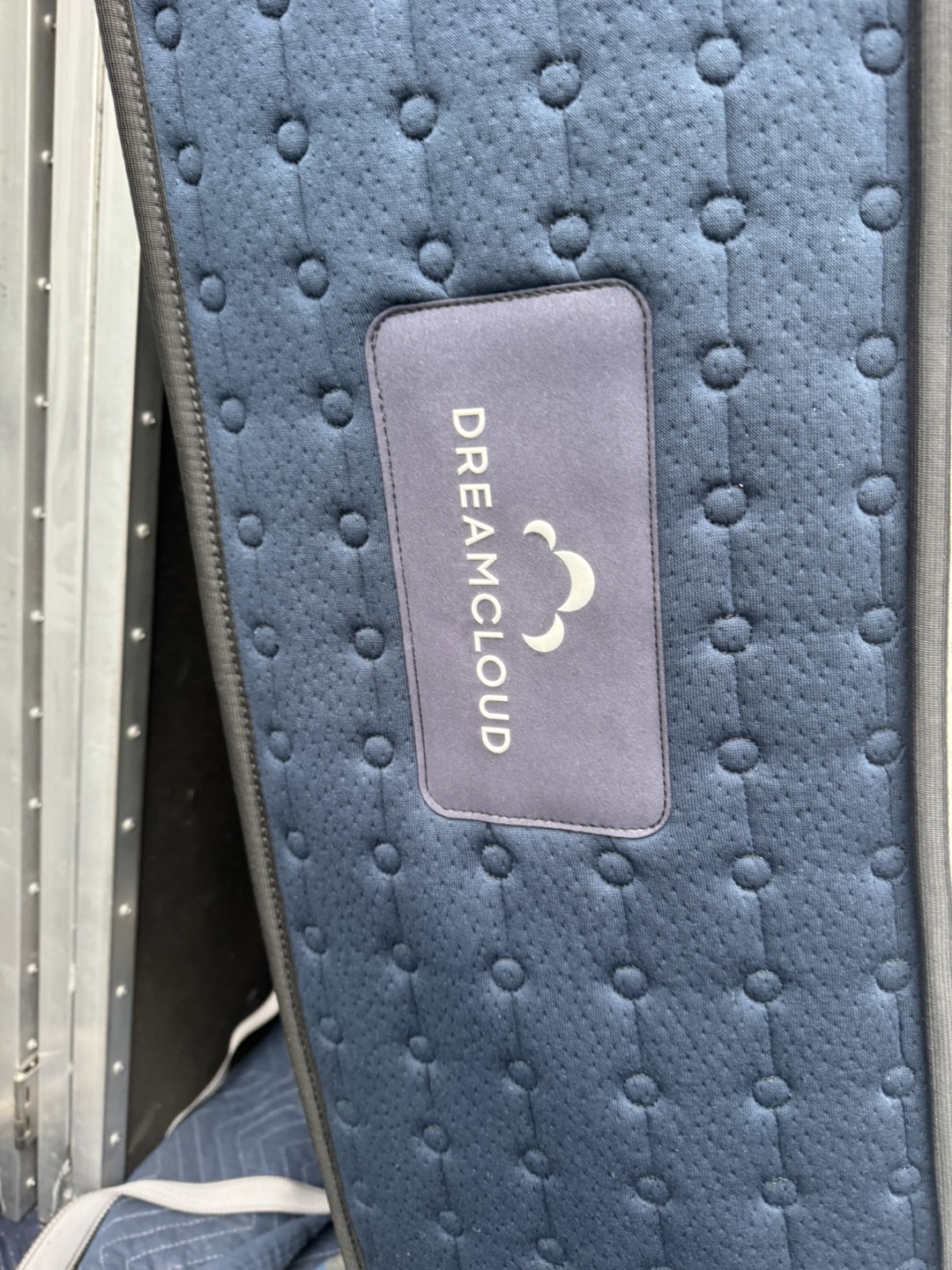 DreamCloud Mattress Queen size - photo 5