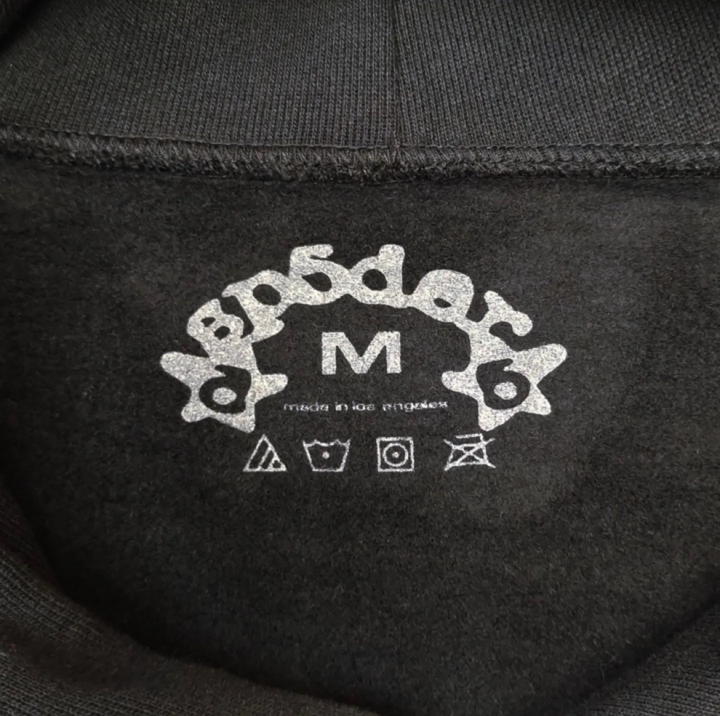 Sp5der hoodies medium and large brand new image indicator(2)