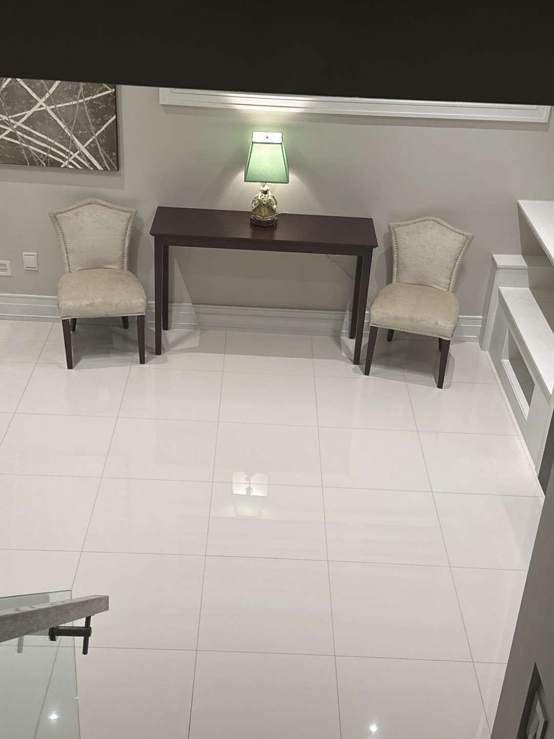 Elegant Entryway Console Table with Two Chairs