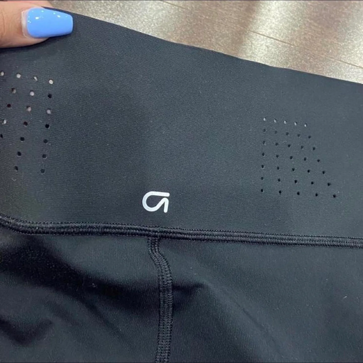 GAP compression leggings image indicator(7)