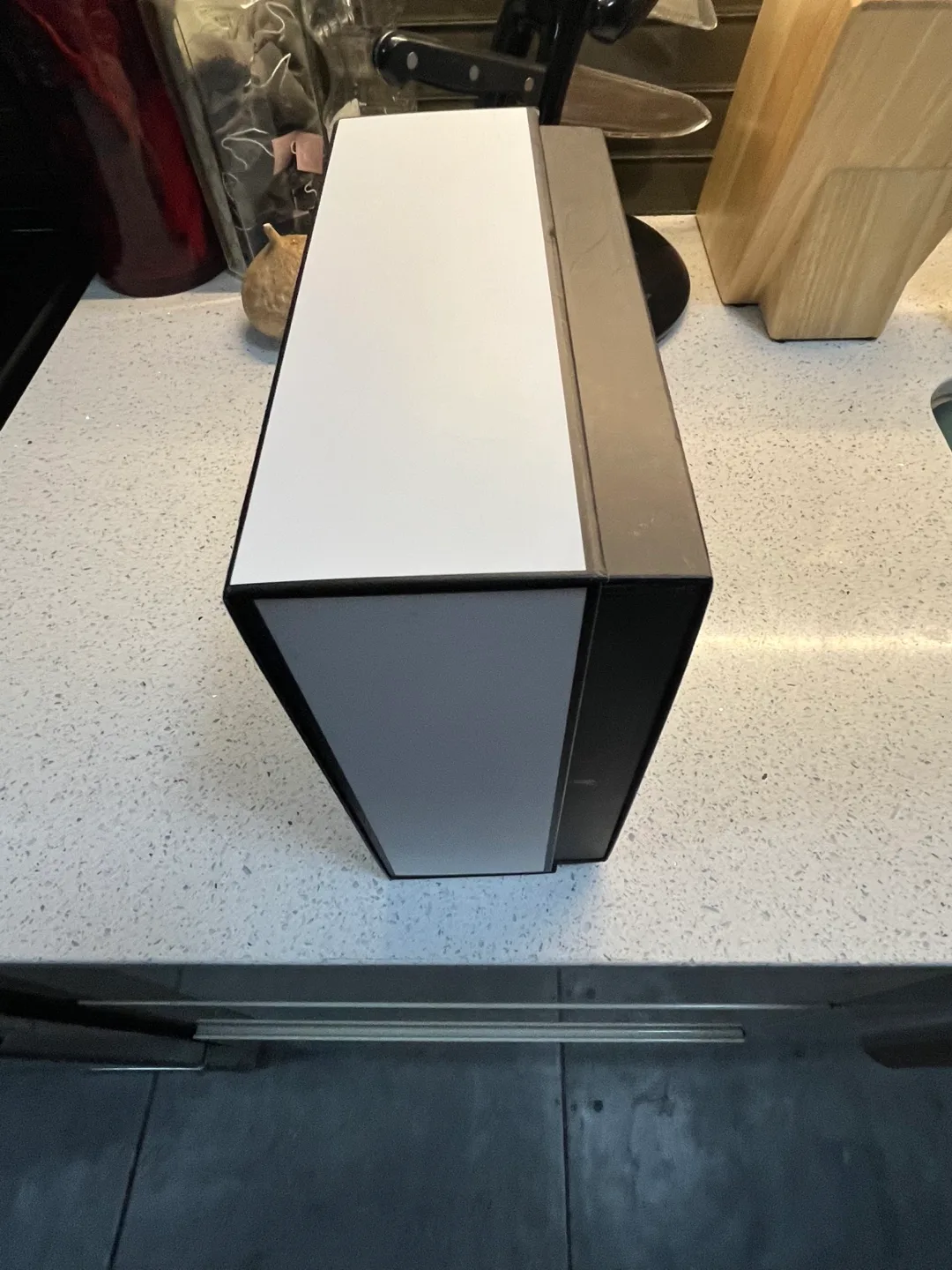 New Chanel Gift Box with Filler image indicator(5)