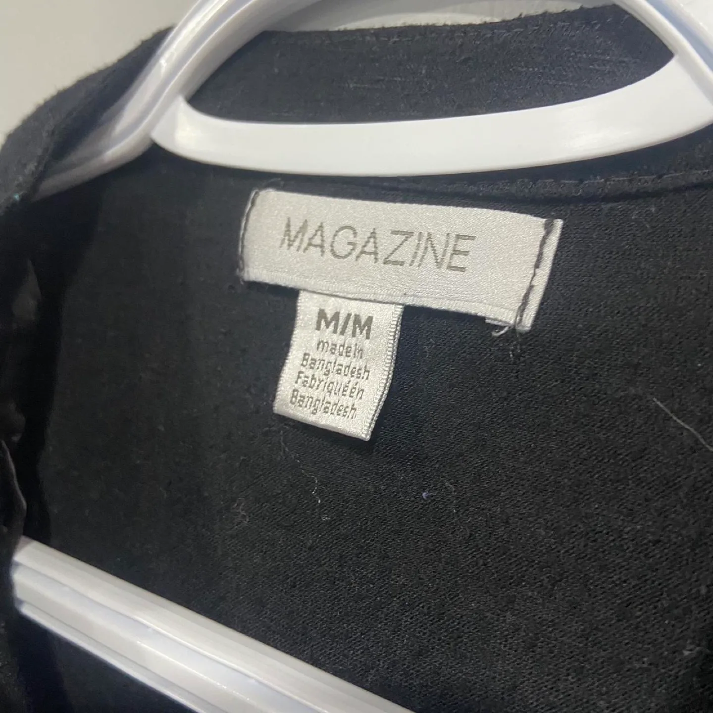 black 3/4 sleeve blouse image indicator(4)