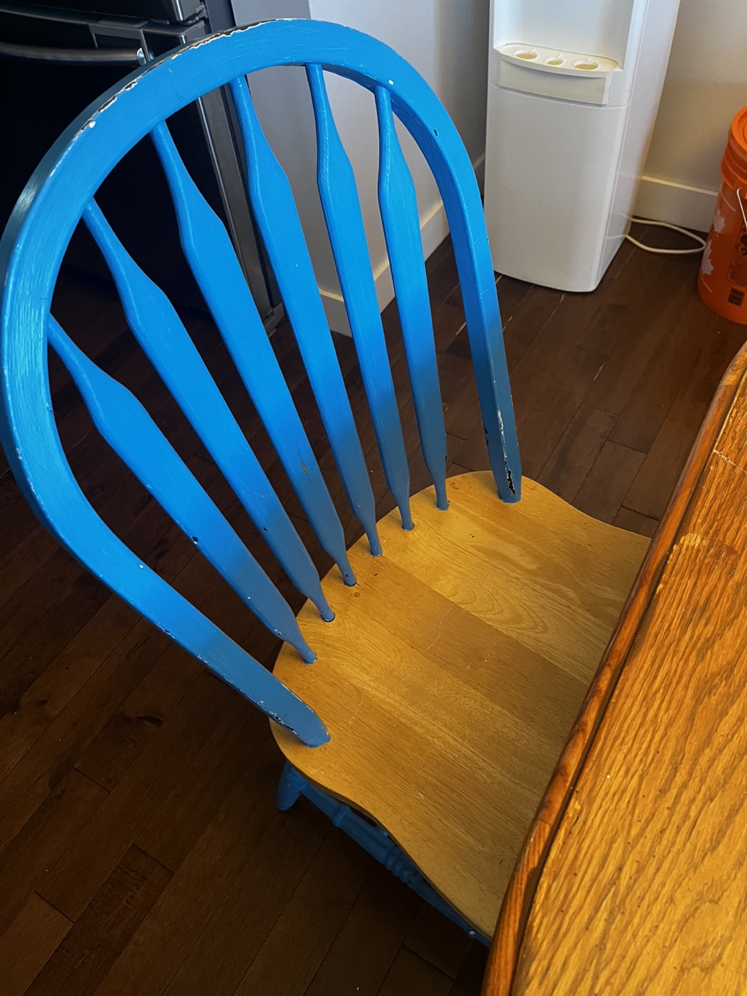 Wooden Oval Dining Table (Chairs not included) - photo 5