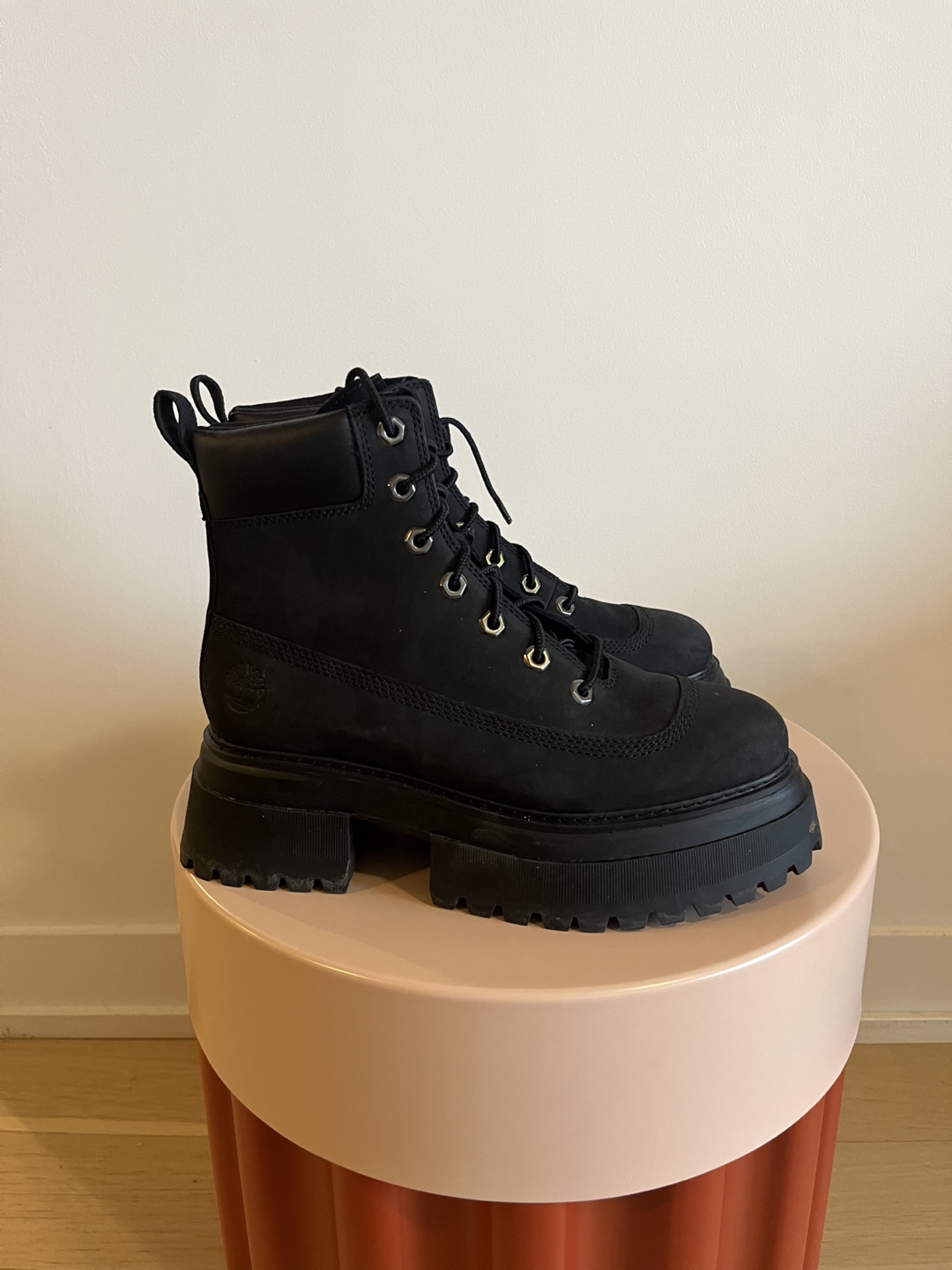 Timberland Black Platform Boots - photo 2