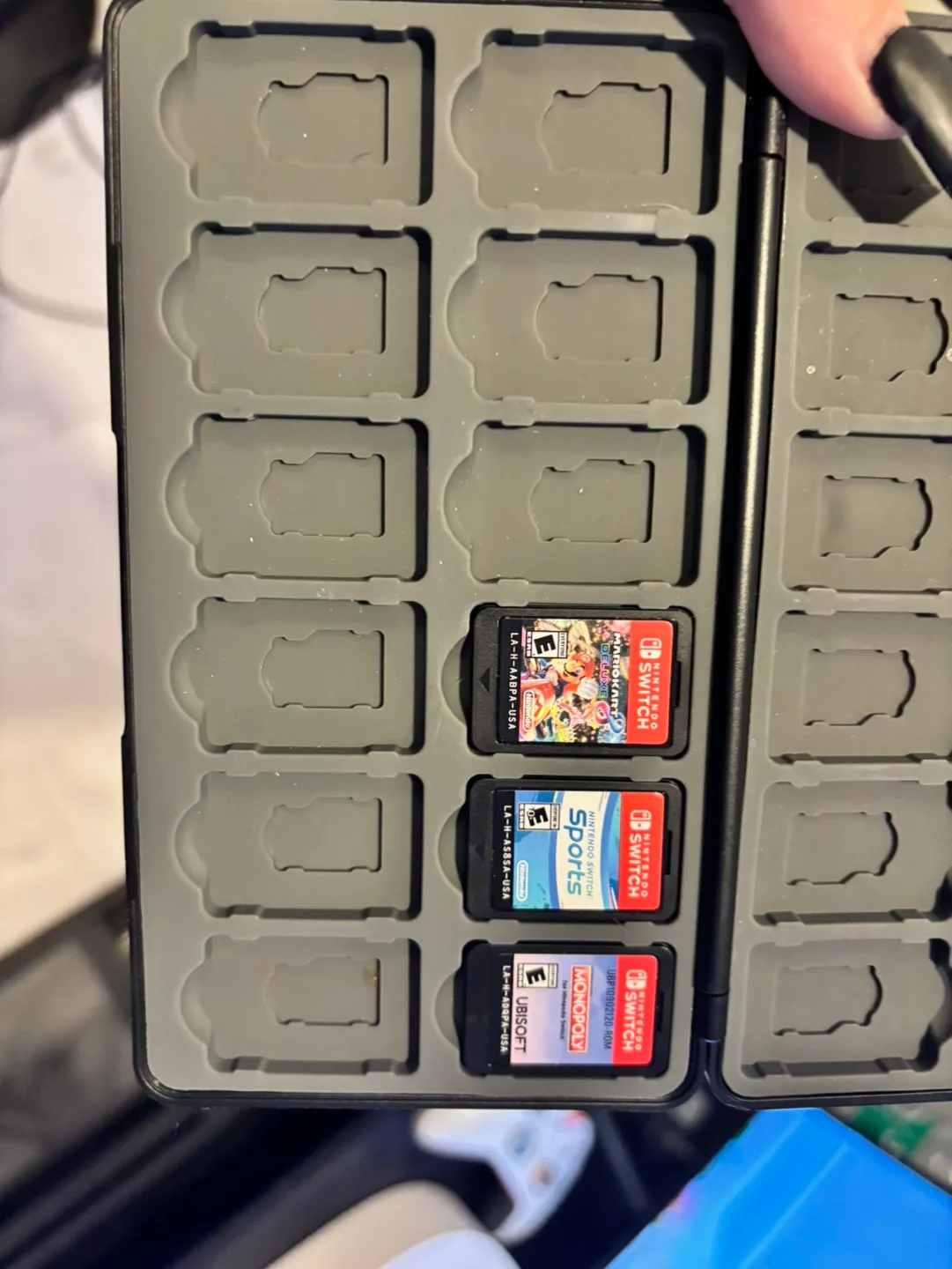 Nintendo Switch OLED Console with Games & Accessories image indicator(2)