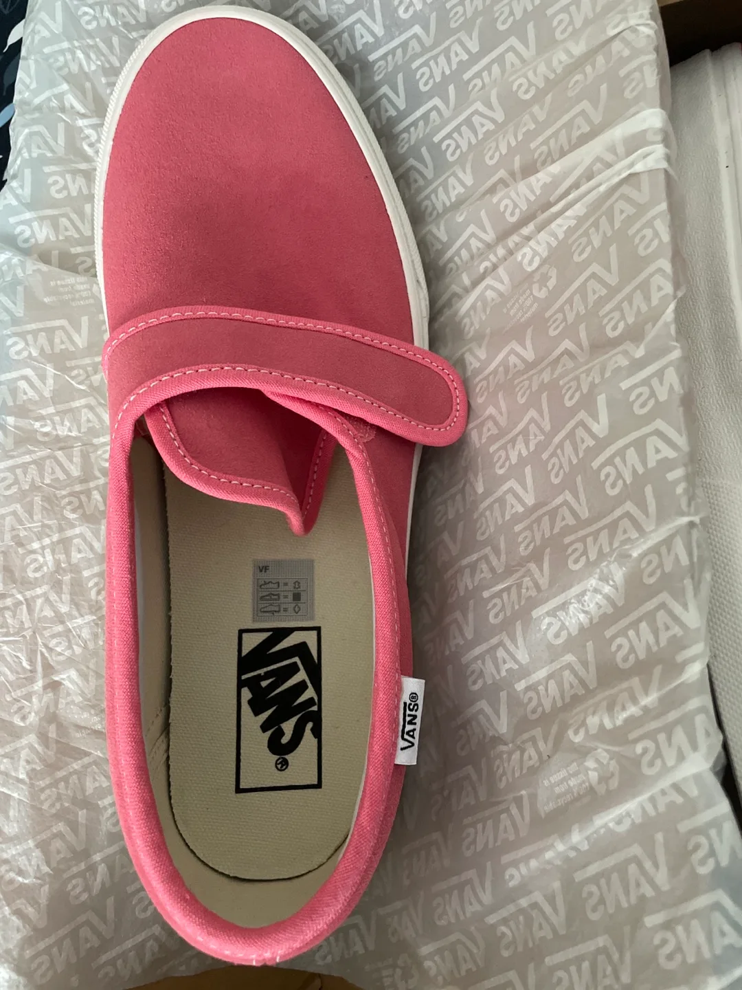 Vans Slip on, never worn image indicator(2)