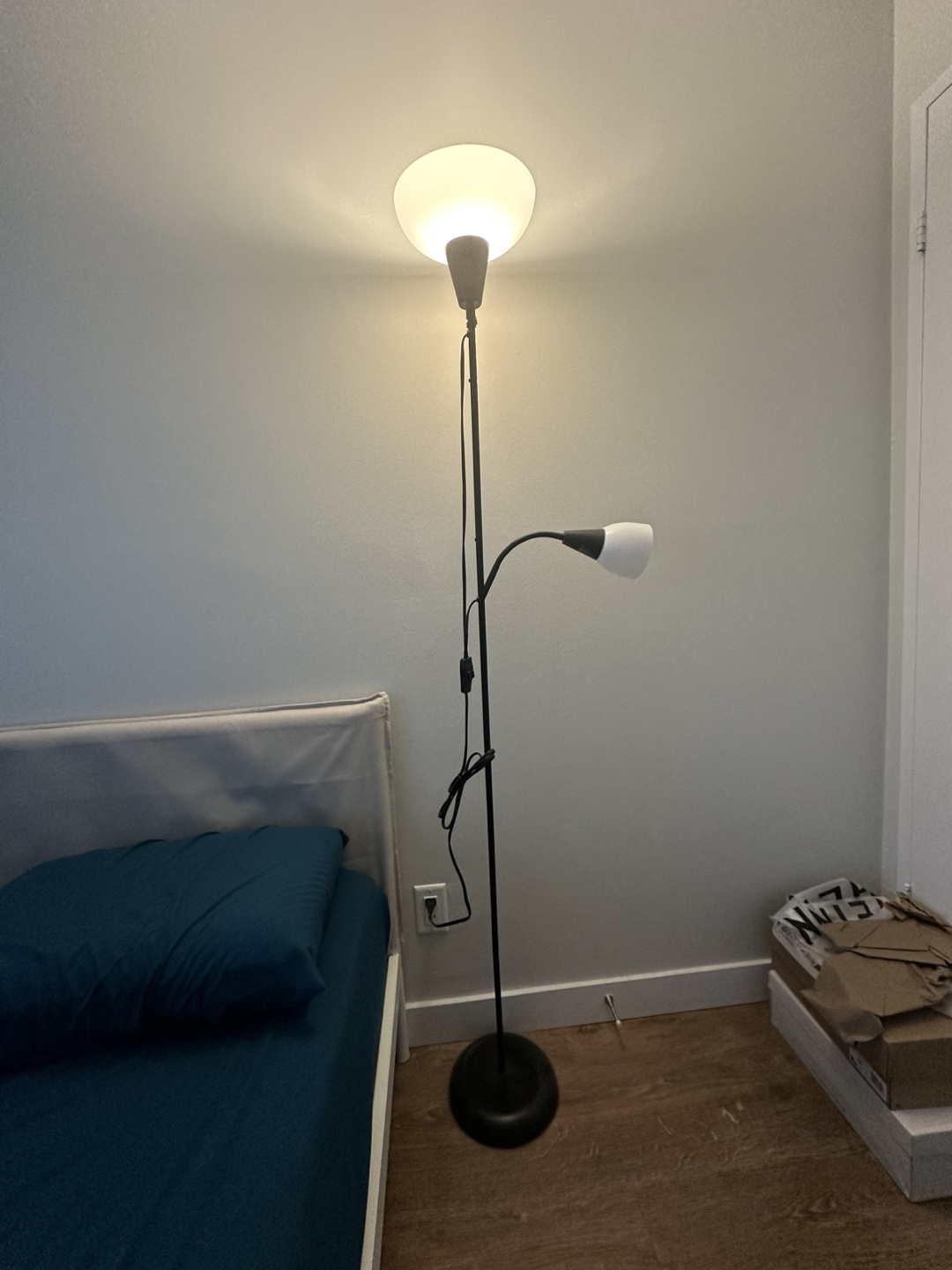 Black Floor Lamp with Reading Light - photo 2