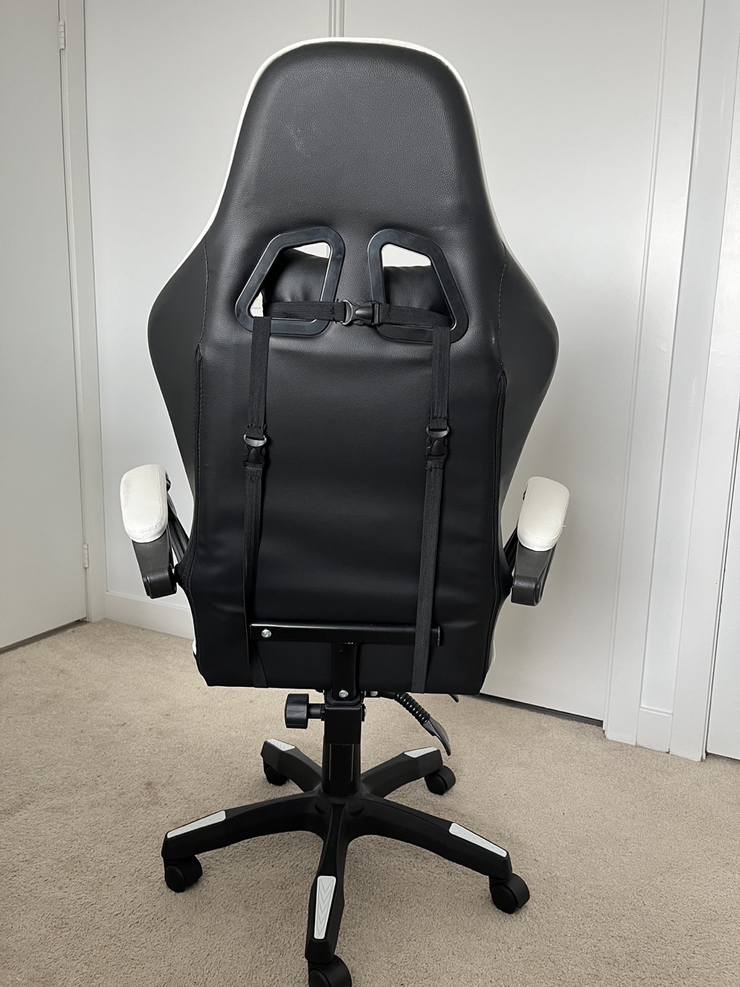 Black and White Gaming Chair - photo 4