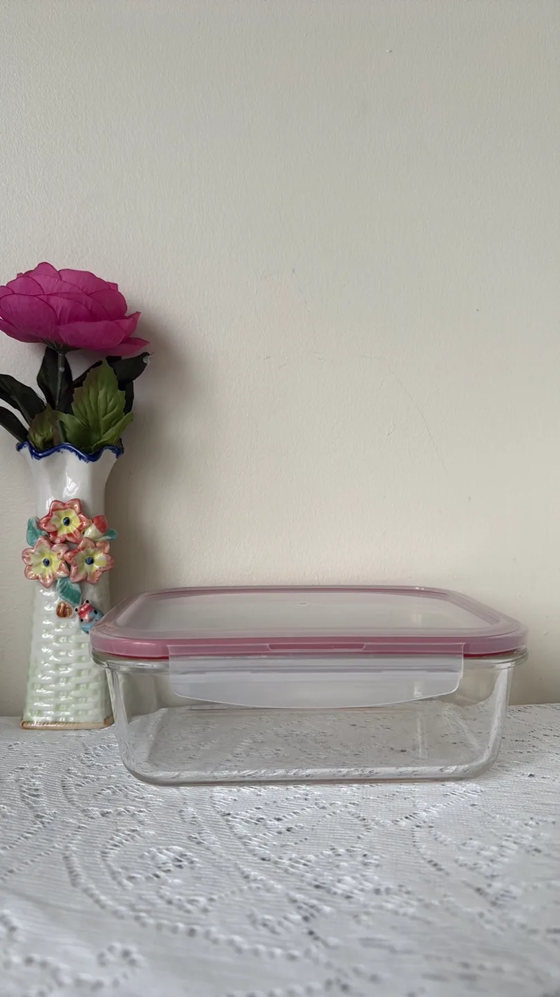 Glass Food Storage Container: Excellent Quality & Condition! image indicator(2)